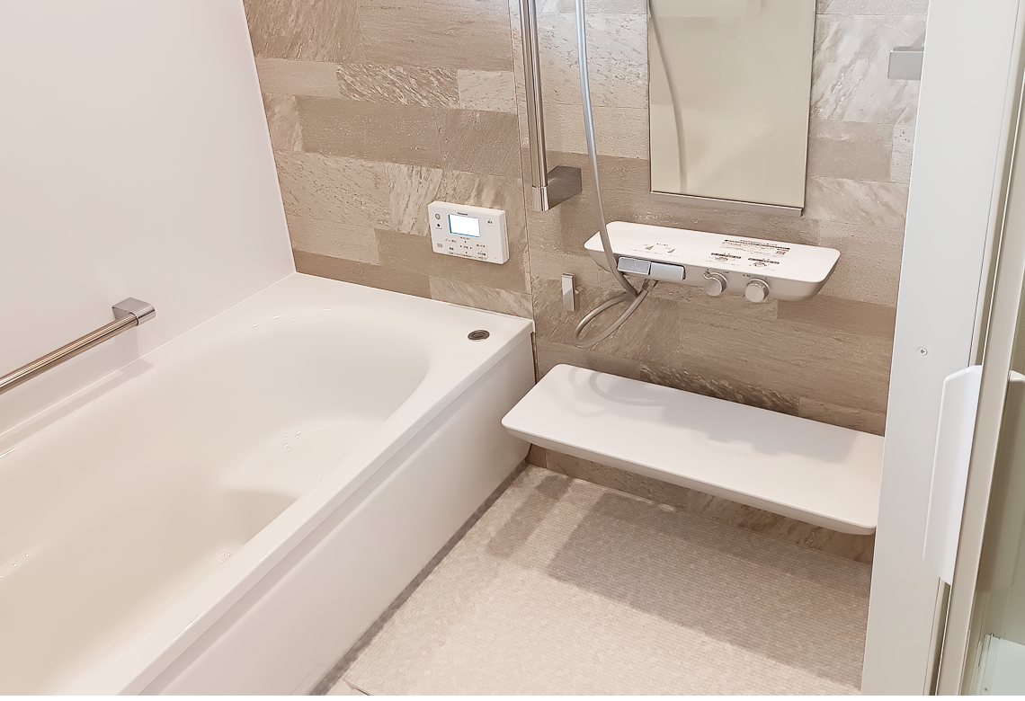 リラックスできる空間へ
浴室改修工事