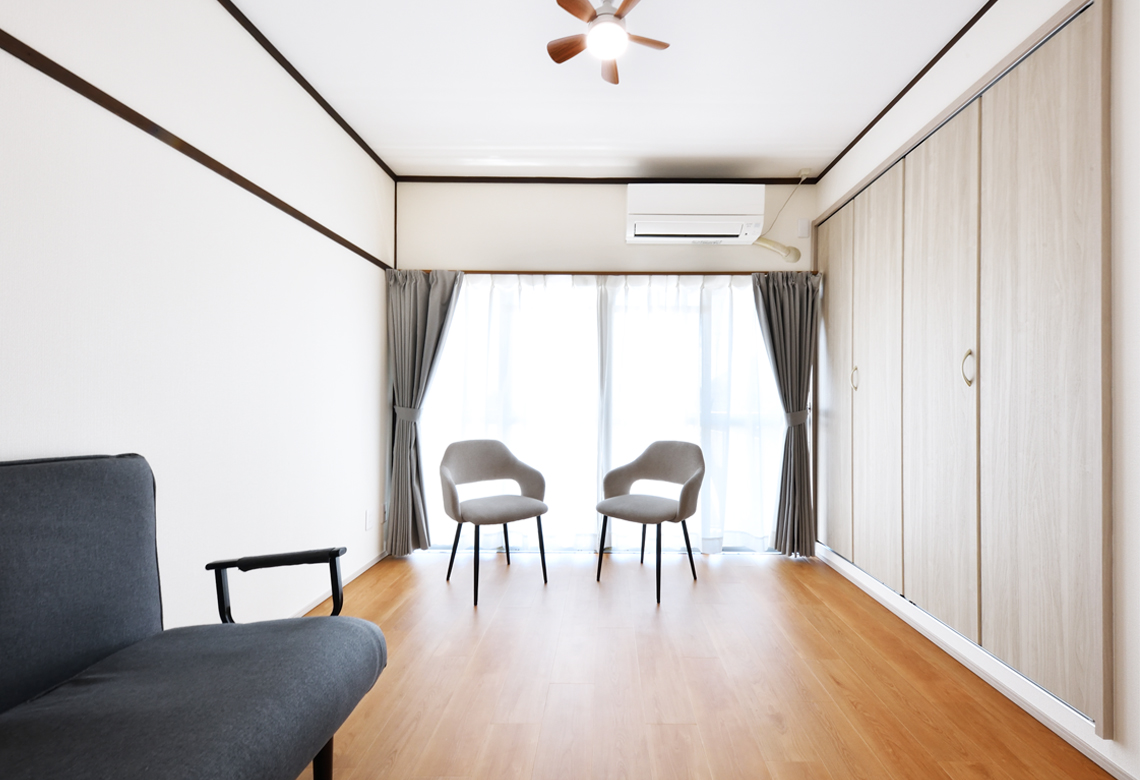 マンションのフルリノベーション。
モノトーンで統一されたホテルライクなスタイルに。